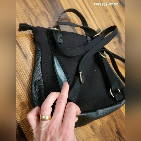 The Sak Calabasas Leather convertible backpack - Picture 3 of 12